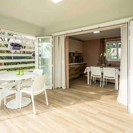 Apartman In 22048 Manerba del Garda